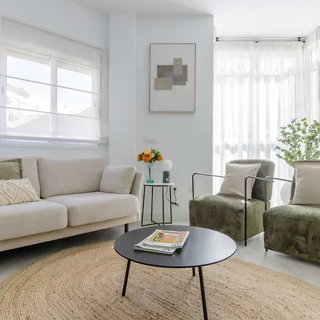 Apartment Living4malaga Evergreen Centre *